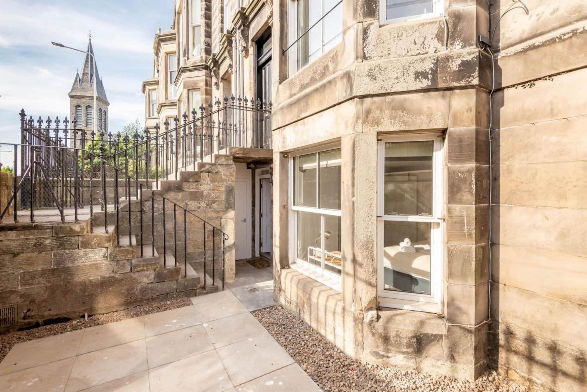 Skye Sands - Strathtyrum Patio Residence St Andrews Exterior photo